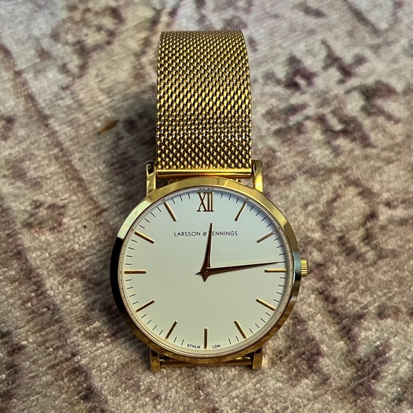 Larson and Jennings Gold Watch - Picture 1 of 3